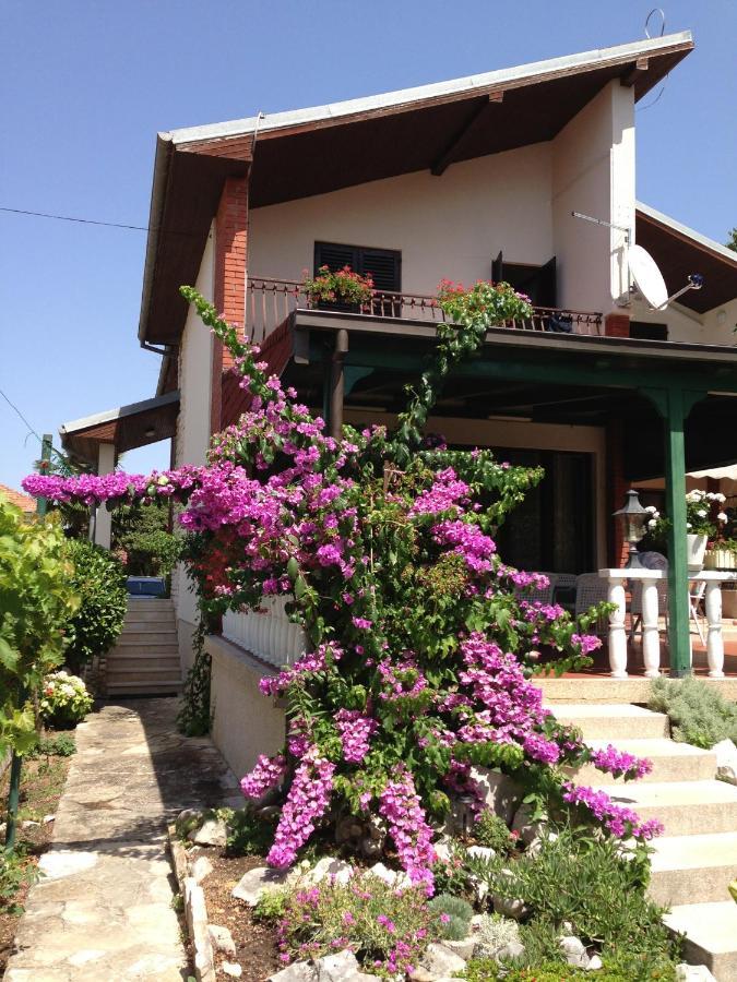 Villa Lukas Sukošan Exteriér fotografie